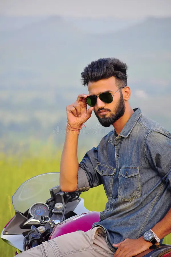 indian-boy-posing-motorbike-pune-maharashtra-indian-boy-posing-motorbike-pune-maharashtra-112802076